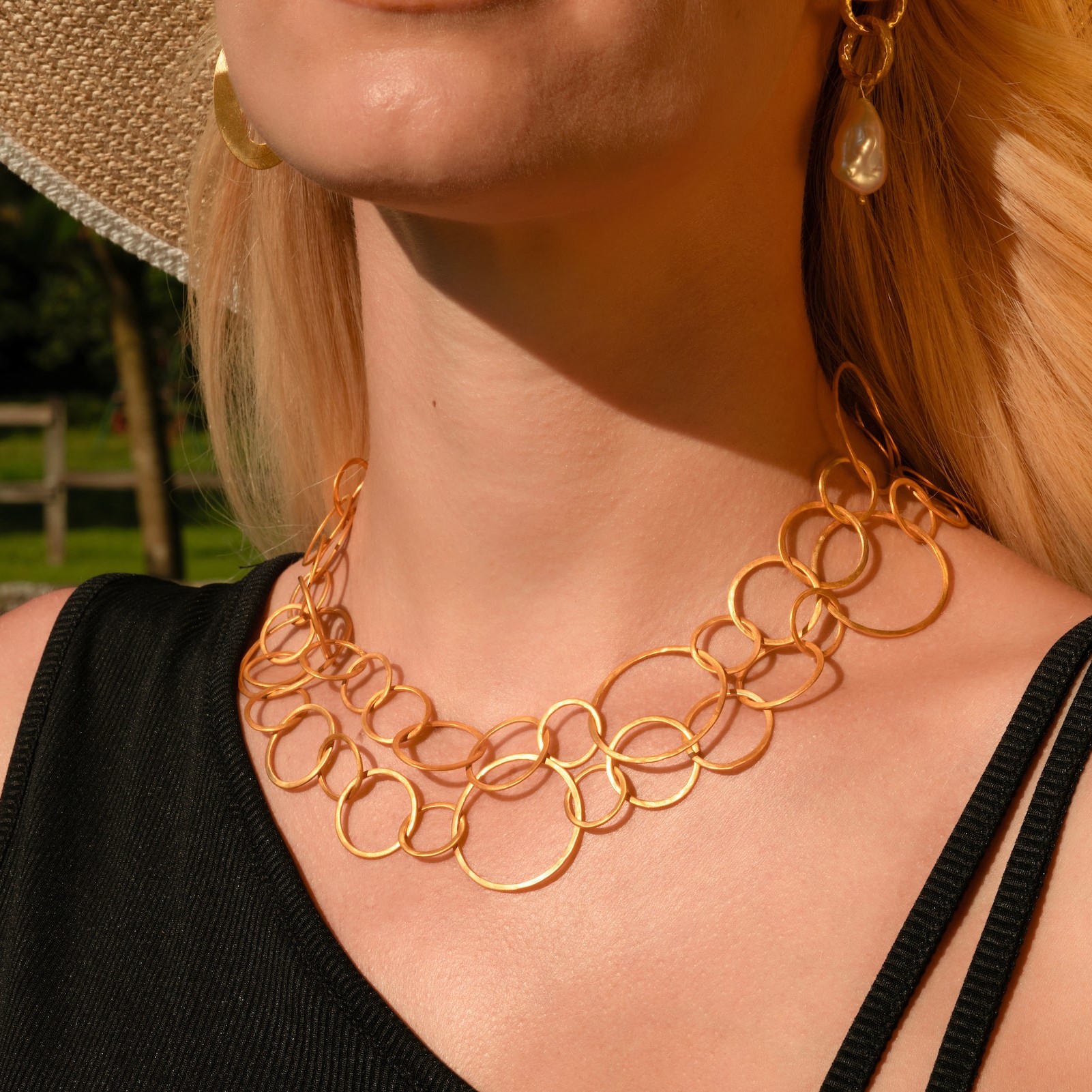 Collier en argent doré, bijoux de créateur