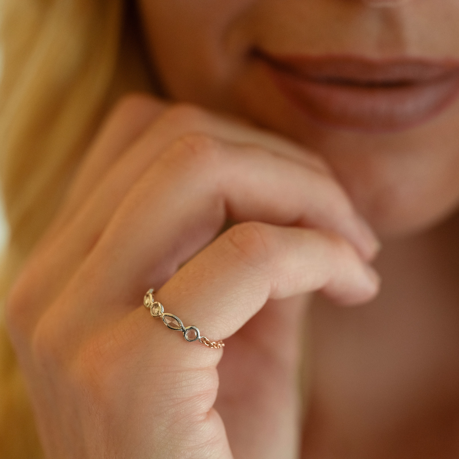 Bague en or, création d'Emily Gargantini, Chania Bijoux