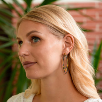 Boucles d'oreille en argent doré et patine, bijoux de créateur