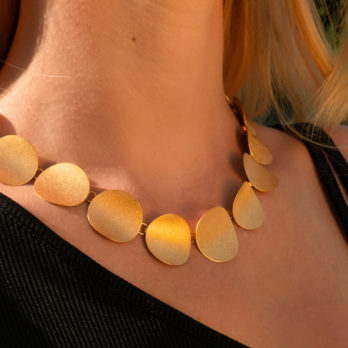 Collier en argent doré, bijoux de créateur