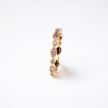 Bague dentelle portée - bijouterie Chania